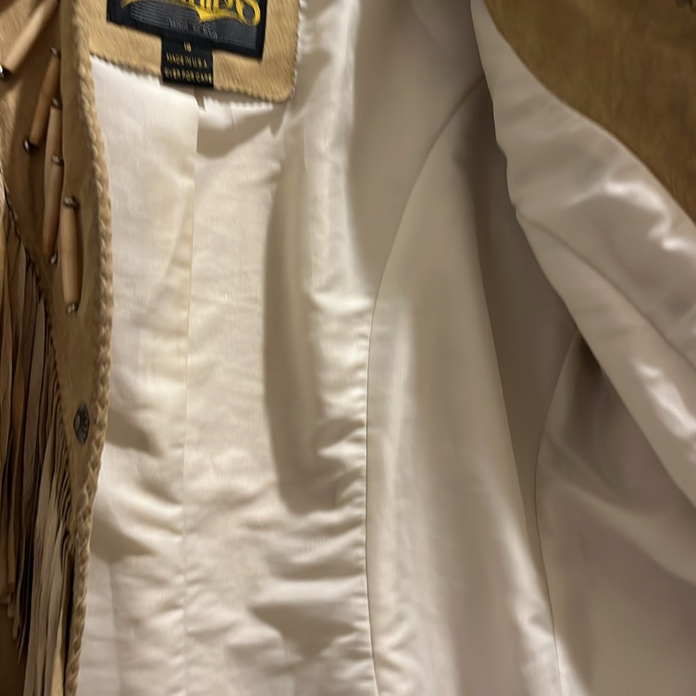 Fringe suede  Jacket - Picture 14 of 17